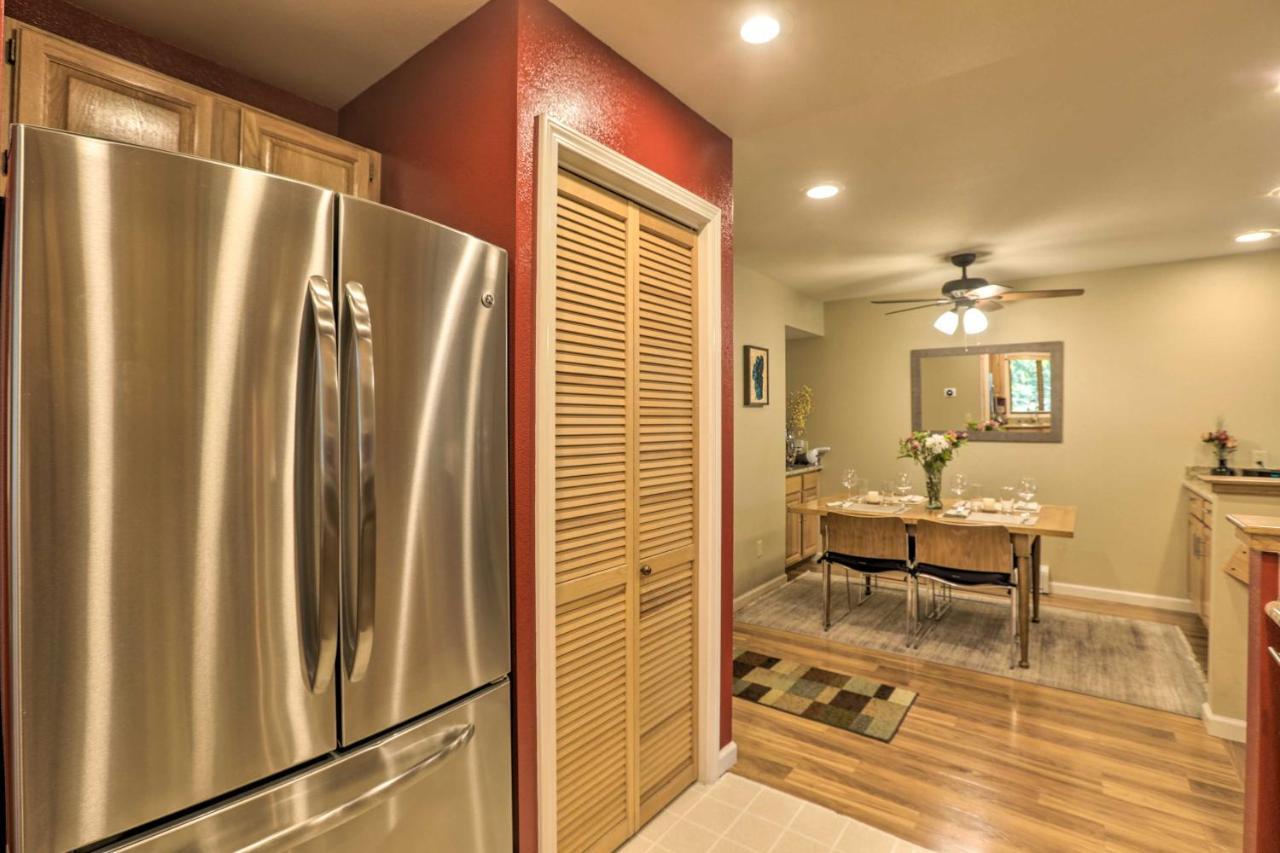 Corner-Unit Condo With Grill Walk To Lake Tahoe! Incline Village Exterior foto